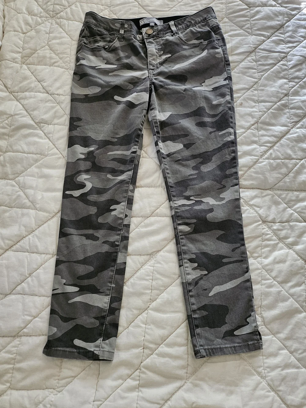 Wit & Wisdom Camo Jeans w/ Comfort Waist - 4P - Picture 1 of 7